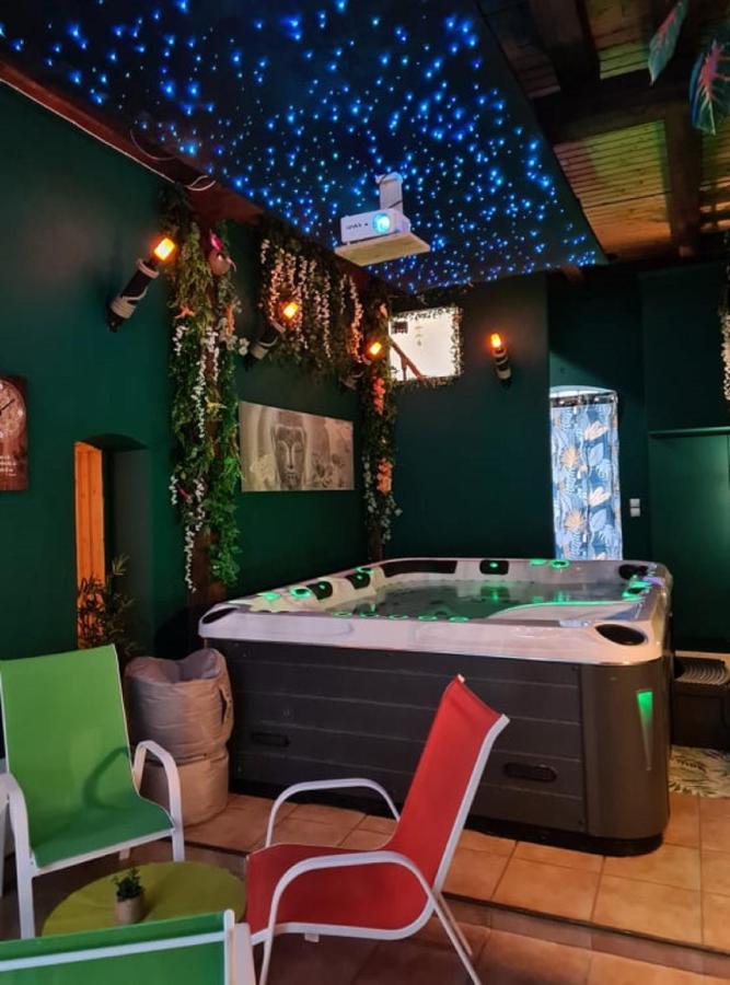 Villa Maelio Jacuzzi Sauna Et Salle De Jeux - Privatif Saint-Maurice  Εξωτερικό φωτογραφία